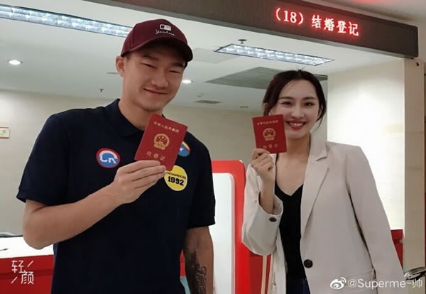 世界杯学霸:边看球赛边解考题
